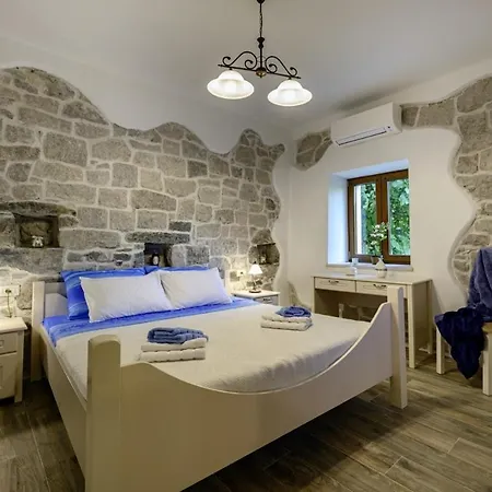 Dajana In Zajci - Haus Fuer 8-10 Personen Villa Potpican