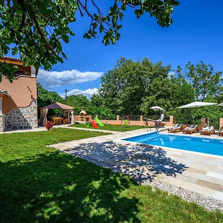 Vila Dajana In Zajci - Haus Fuer 8-10 Personen *