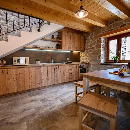 Dajana In Zajci - Haus Fuer 8-10 Personen * Potpican