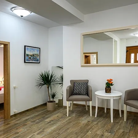 Vila Dajana In Zajci - Haus Fuer 8-10 Personen Potpican